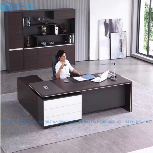 Bàn trưởng phòng